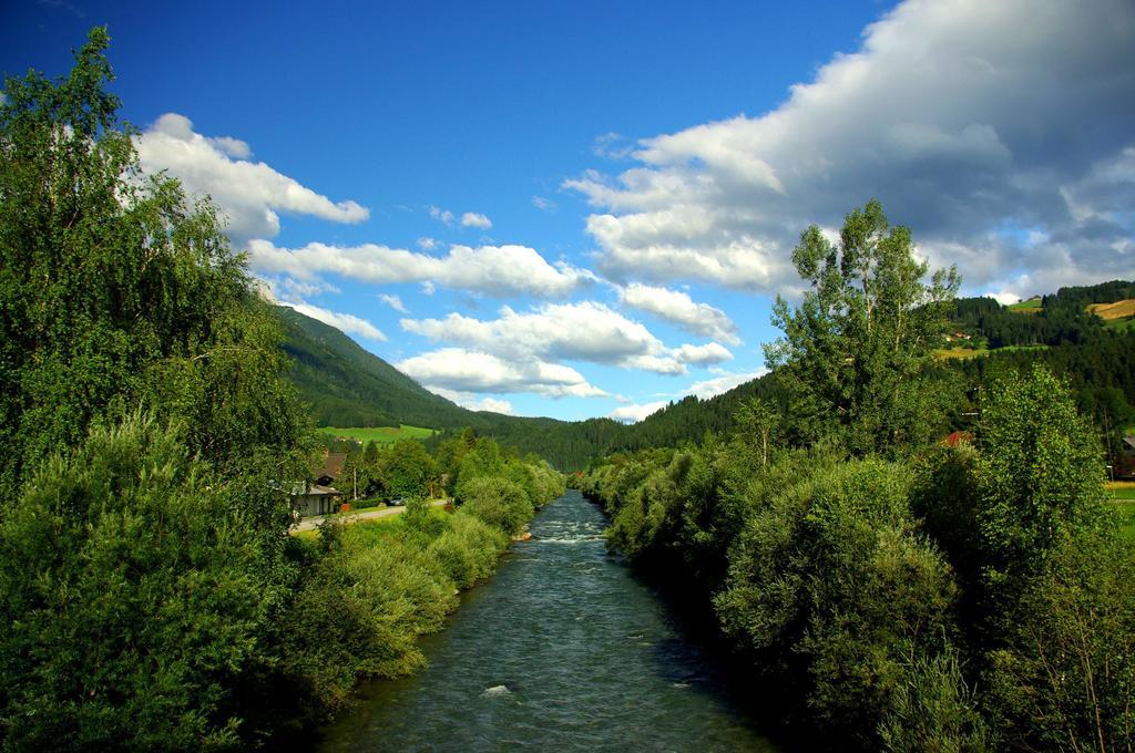 Pension Leyrer Kotschach-Mauthen ภายนอก รูปภาพ