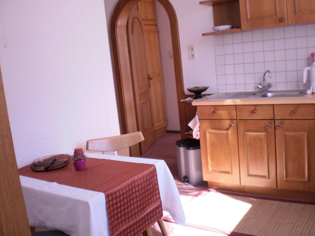 Pension Leyrer Kotschach-Mauthen ภายนอก รูปภาพ