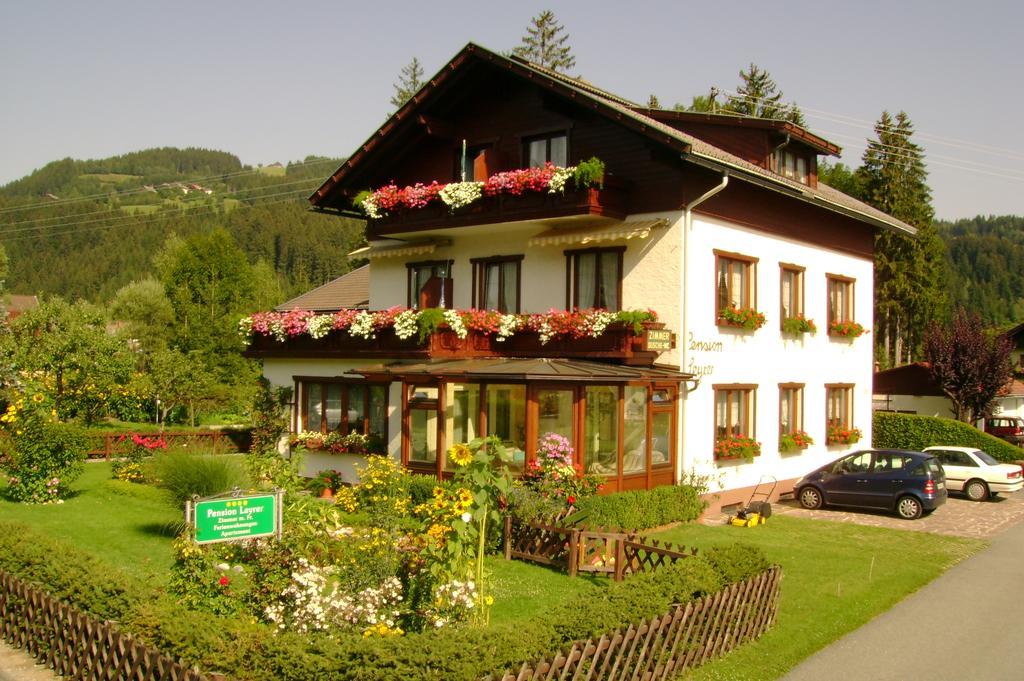 Pension Leyrer Kotschach-Mauthen ภายนอก รูปภาพ