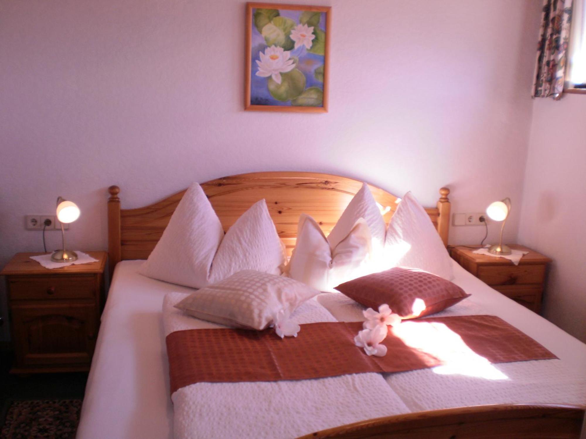 Pension Leyrer Kotschach-Mauthen ภายนอก รูปภาพ